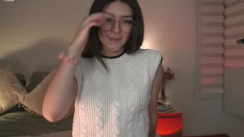   online show from April 15, 1:09 am