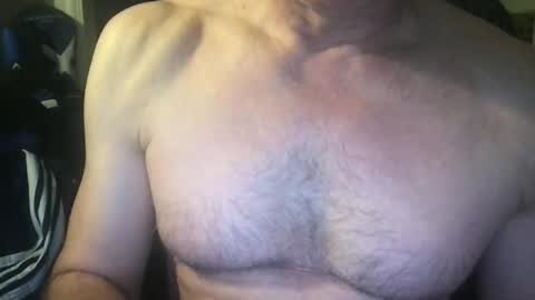 Snapshot of callum5555 chatting on February 3, 11:05 pm callum5555 online show from February 3, 11:05 pm