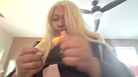 camzxoxox online show from April 20, 6:00 pm