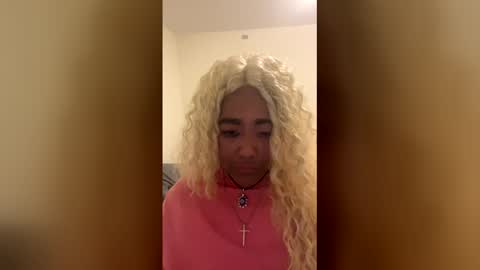 camzxoxox online show from December 15, 11:45 pm