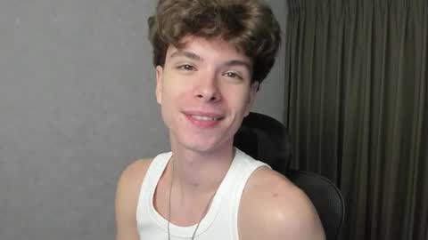 Hey I am Calvin  online show from February 5, 5:05 pm