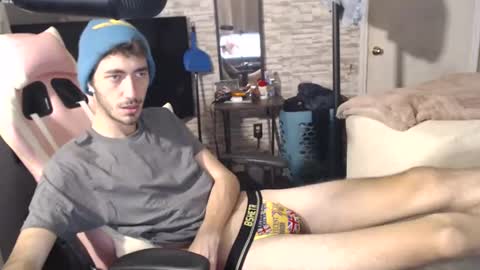 calvin_tanner online show from December 18, 12:43 am