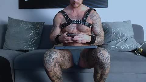 Calvin  online show from February 17, 12:43 am