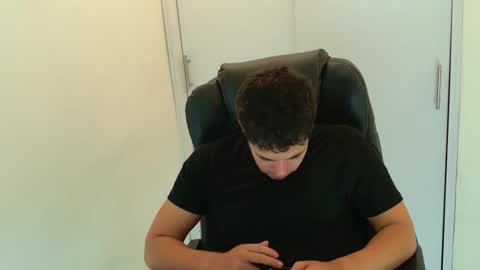 camara110 online show from December 22, 3:57 am