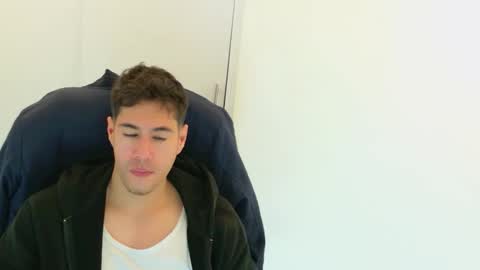 camara110 online show from November 16, 4:14 am