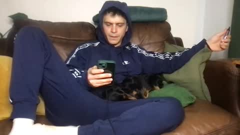 CamDoAttitude online show from March 31, 9:37 pm