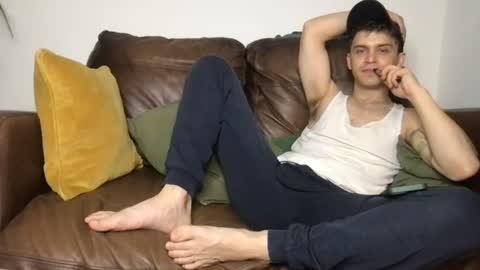 CamDoAttitude online show from August 5, 9:45 pm