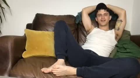 CamDoAttitude online show from August 4, 9:44 pm