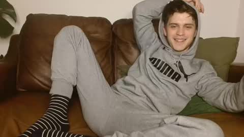 CamDoAttitude online show from March 12, 8:31 pm