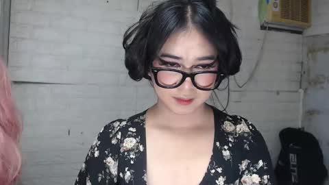 camela_star online show from October 16, 2:00 am