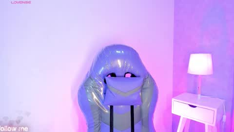 Camelia Smith online show from March 21, 8:19 am