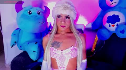 camelyharrper1 online show from October 12, 3:54 am