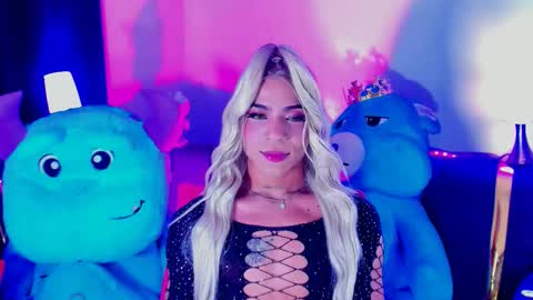 camelyharrper1 online show from October 6, 5:14 am