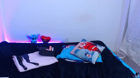 Cami crystal 99 online show from March 3, 10:50 pm