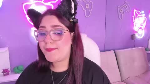 Camila Osorio online show from October 1, 9:35 pm