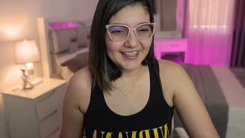 Camila buitrago online show from January 1, 5:55 pm