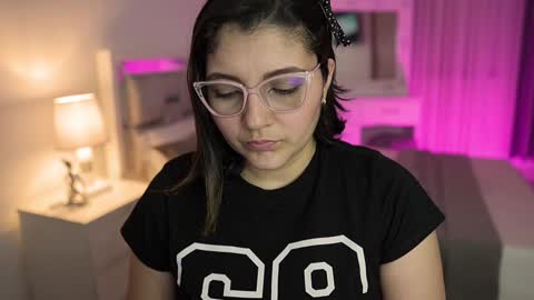 Camila buitrago online show from January 12, 1:00 am