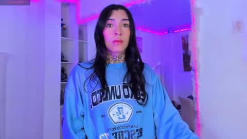  s online show from October 25, 5:19 am