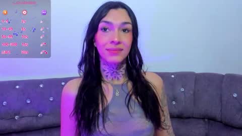  s online show from December 13, 9:32 pm