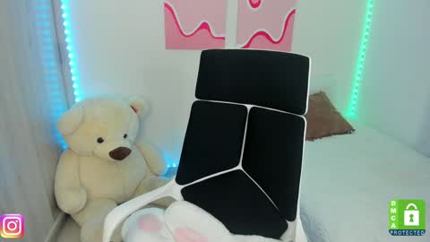  C A M I  online show from January 16, 10:55 pm