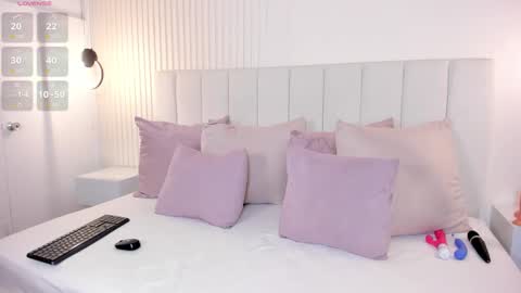 Camila  online show from November 19, 11:53 am