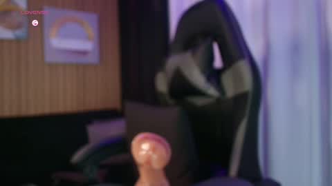    online show from January 9, 1:06 pm