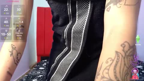 kira online show from October 11, 8:45 pm