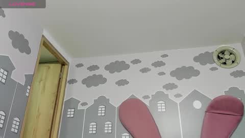 Camila  online show from February 16, 3:37 am