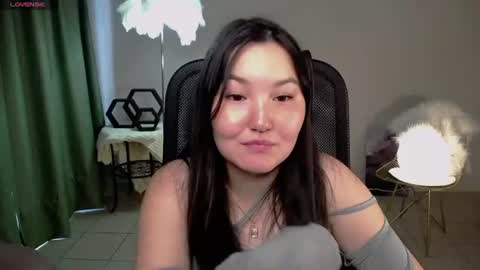 camilamartiez online show from June 12, 12:15 pm