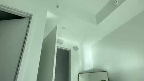 Snapshot of camiliakxoxo chatting on September 28, 1:09 pm camiliakxoxo online show from September 28, 1:09 pm