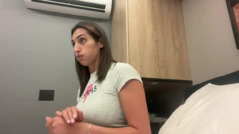 camiliakxoxo online show from July 2, 2:09 am
