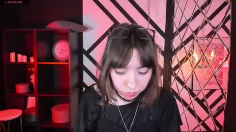 Camilla online show from March 24, 8:59 pm