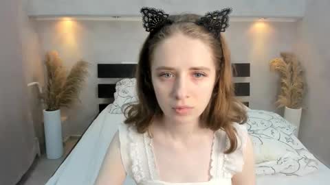 Snapshot of camilla_kelly chatting on October 16, 1:16 am Camilla online show from October 16, 1:16 am