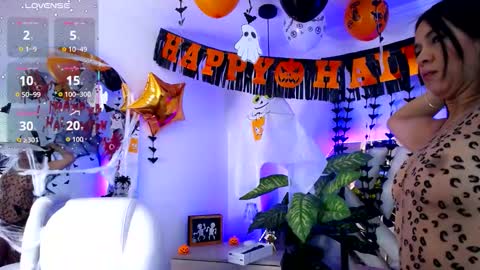 Camille online show from November 2, 11:32 am