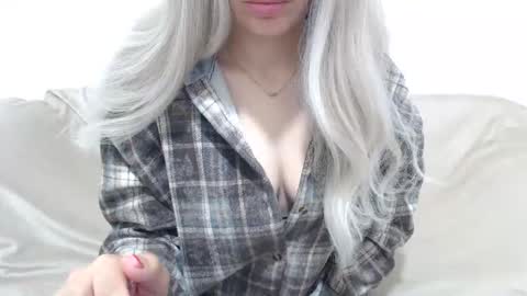 CamilleBunny online show from April 21, 2:15 am