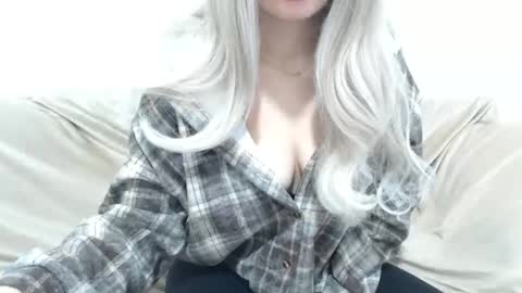 CamilleBunny online show from February 24, 4:59 am