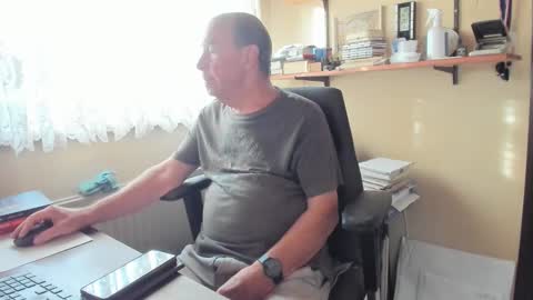 Snapshot of cammee chatting on September 24, 7:04 am Cammee online show from September 24, 7:04 am