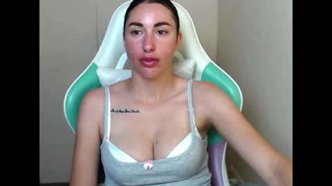 cammila horn online show from June 25, 6:07 am