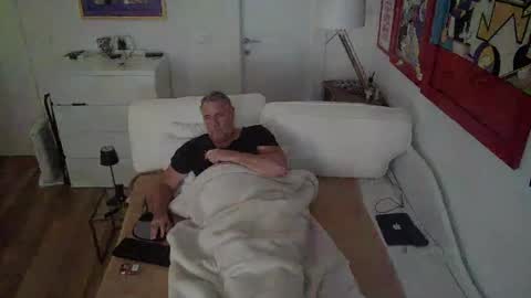 camunication online show from February 21, 10:28 am