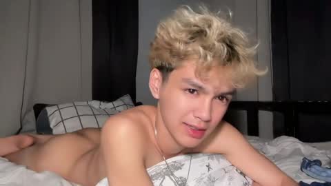 Ethan online show from March 21, 4:33 pm