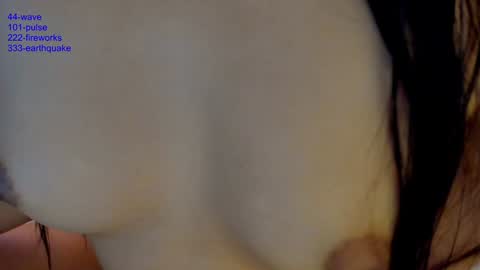 Snapshot of can_i_kiss_you chatting on January 18, 6:13 am DOMINANT by nature SUBMISSIVE by your desire. Lets play online show from January 18, 6:13 am