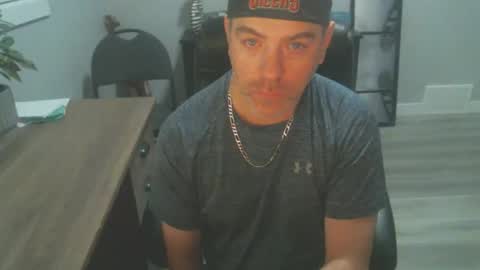 CanadianBacon6969 online show from December 21, 8:43 am