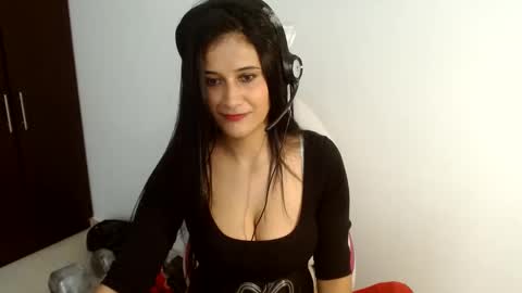 Carolina online show from November 15, 6:31 pm