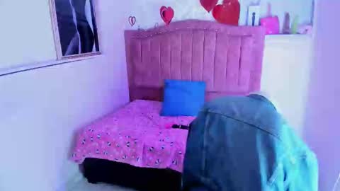 candela_ruiz online show from September 9, 7:03 pm