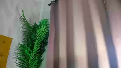 candise online show from September 17, 4:49 am