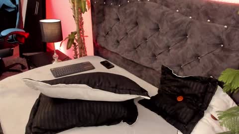 CamilaInstagram candy canne  Pvt open online show from December 13, 7:32 pm