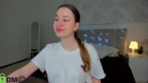 Candy online show from December 15, 9:16 am