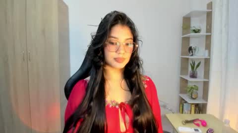 Nickol online show from November 6, 9:29 pm