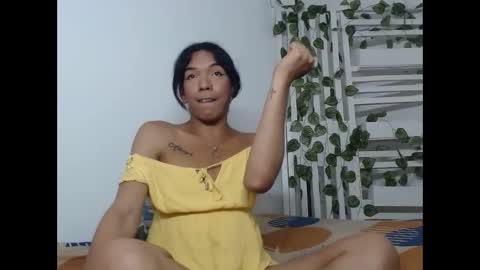 candy_hot_trans online show from March 27, 5:58 pm