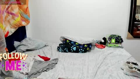 candy_val online show from May 23, 7:26 am